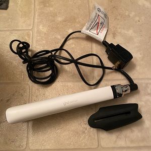 Ghd platinum 1” straightener